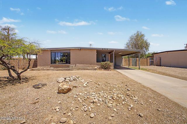 6505 E Nicaragua Dr, Tucson, AZ 85730