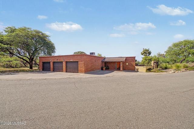 1672 W Camino Campestre, Nogales, AZ 85621