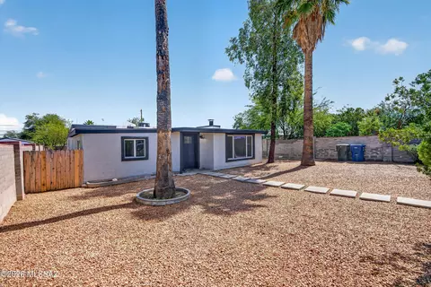 Exterior - 436 E Seneca St, Tucson, AZ 85705 photo 2 of 5