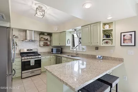 Kitchen - 310 E 5th Pl, San Manuel, AZ 85631 photo 1 of 6