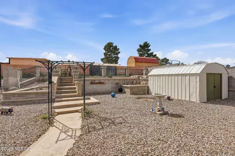 Exterior - 310 E 5th Pl, San Manuel, AZ 85631 photo 5 of 13