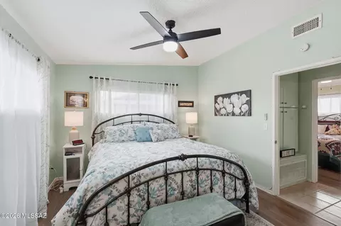 Bedroom - 310 E 5th Pl, San Manuel, AZ 85631 photo 3 of 6