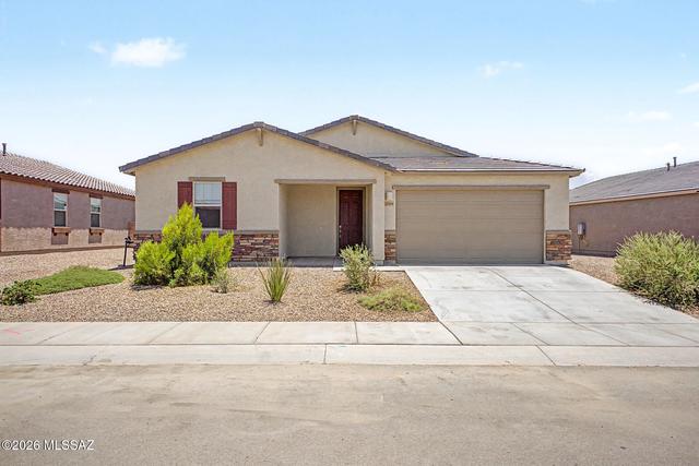 10599 W Kerrigan Ln, Marana, AZ 85653