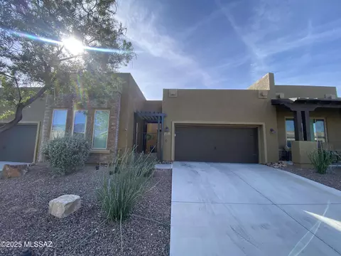 13213 Chiracahua Peak Dr, Oro Valley, AZ 85755