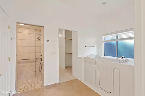 Bath - 4641 E Rail N Rd, Tucson, AZ 85739 photo 2 of 3
