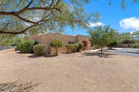 Exterior - 4641 E Rail N Rd, Tucson, AZ 85739 photo 4 of 17