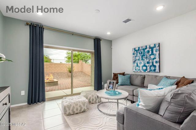 10106 N Camperi Ln, Marana, AZ 85653