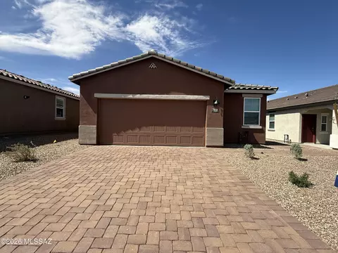 10407 W Guildford Ln, Marana, AZ 85653