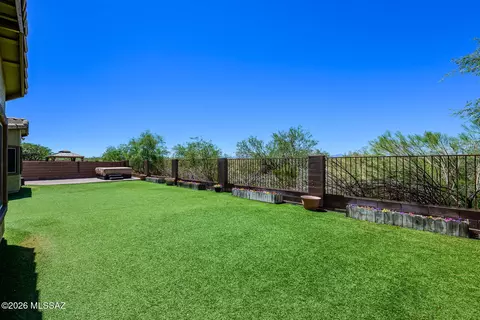 Exterior - 7574 E Autumn Leaf Dr, Tucson, AZ 85756 photo 3 of 5