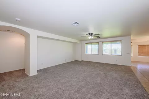Living - 7574 E Autumn Leaf Dr, Tucson, AZ 85756 photo 2 of 7