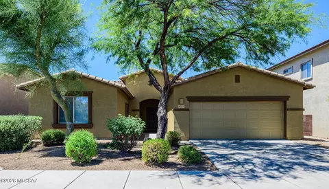 7574 E Autumn Leaf Dr, Tucson, AZ 85756