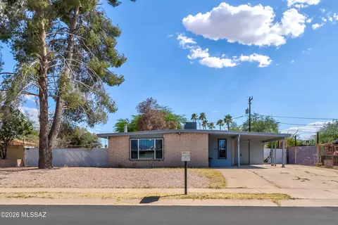 6856 E 45th St, Tucson, AZ 85730