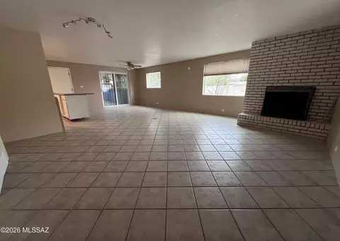 Living - 5308 E 2nd St, Tucson, AZ 85711 photo 1 of 1