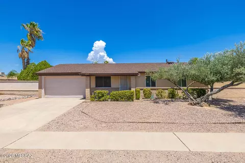 2972 W Pepper Dr, Tucson, AZ 85741
