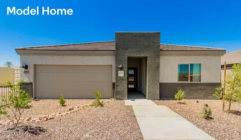 755 W Calle Lupa, Sahuarita, AZ 85629