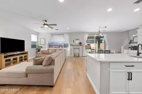 14217 E Hub Dr, Vail, AZ 85641 photo 8