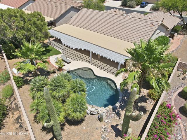 1017 N Cowboy Canyon Dr, Green Valley, AZ 85614