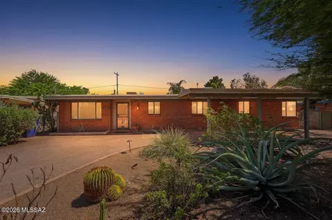 5426 E 6th St, Tucson, AZ 85711