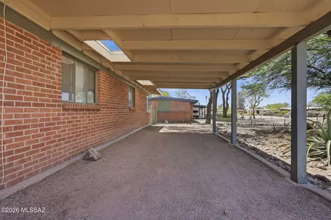 Exterior - 5426 E 6th St, Tucson, AZ 85711 photo 3 of 12
