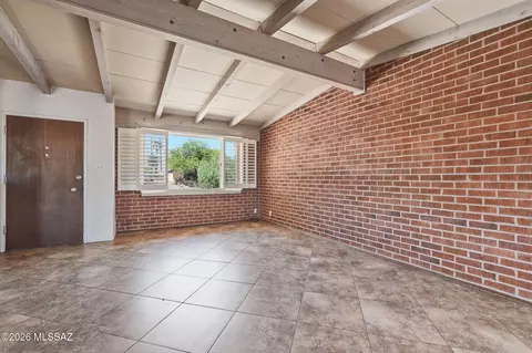 Living - 5426 E 6th St, Tucson, AZ 85711 photo 3 of 7