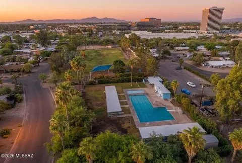Exterior - 5426 E 6th St, Tucson, AZ 85711 photo 1 of 12
