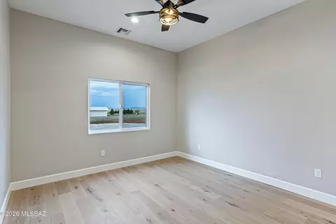 Bedroom - 12 Cattle Ranch Ln, Elgin, AZ 85611 photo 5 of 7
