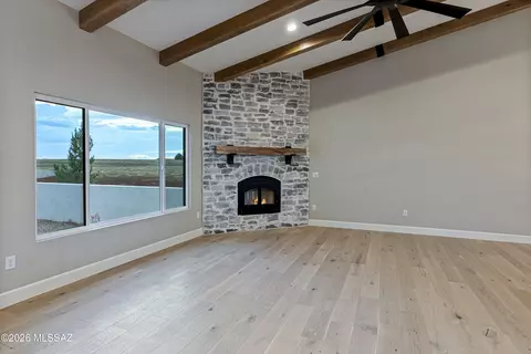 Living - 12 Cattle Ranch Ln, Elgin, AZ 85611 photo 5 of 5