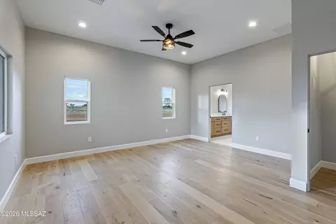 Bedroom - 12 Cattle Ranch Ln, Elgin, AZ 85611 photo 2 of 7