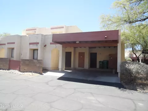 629 W Placita De Las Lomitas, Tucson, AZ 85704