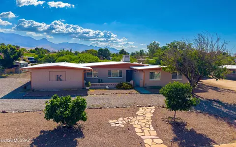 2002 S Town And Country Dr, Sierra Vista, AZ 85635