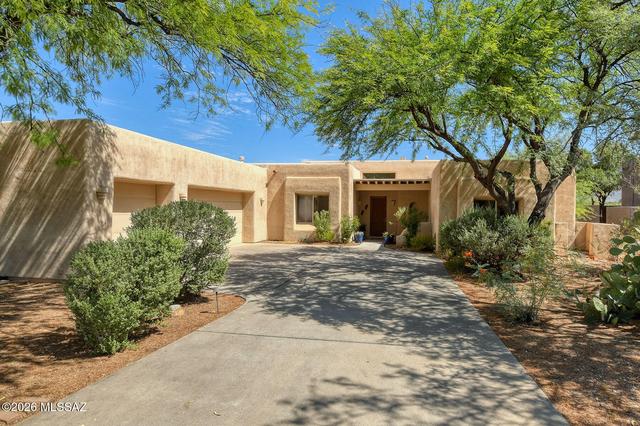 8865 E Honeybear Pl, Tucson, AZ 85749