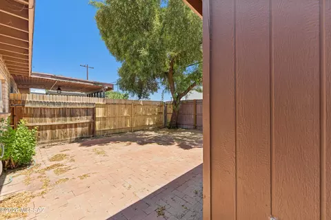 Exterior - 3960 E Flower St # 30, Tucson, AZ 85712 photo 2 of 6