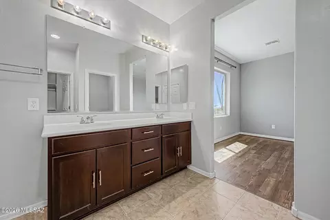 Entry Way - 574 S Desert Haven Rd, Vail, AZ 85641 photo 3 of 5