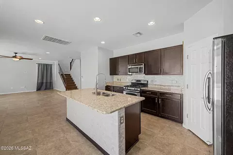Kitchen - 574 S Desert Haven Rd, Vail, AZ 85641 photo 2 of 3