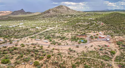 6620 W Bucking Horse Rd, Sahuarita, AZ 85629