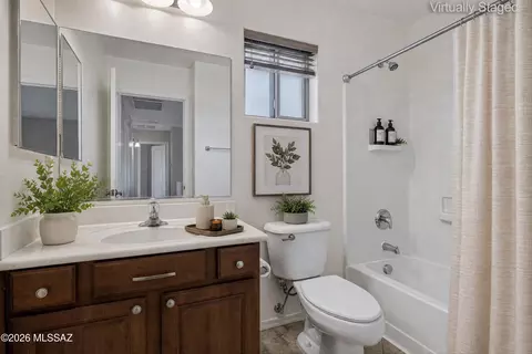 Bath - 8472 S Egyptian Dr, Tucson, AZ 85747 photo 3 of 4