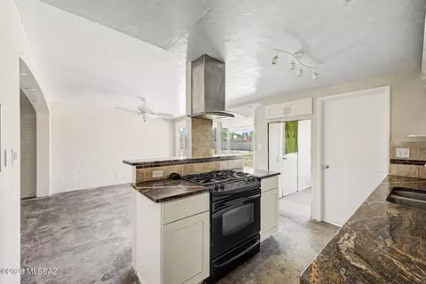 Kitchen - 7918 E 19th Pl, Tucson, AZ 85710 photo 3 of 3