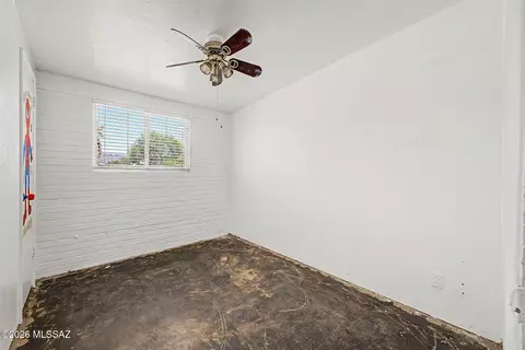 Bedroom - 7918 E 19th Pl, Tucson, AZ 85710 photo 3 of 7