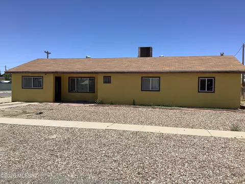 Exterior - 300 N Bowie Ave, Willcox, AZ 85643 photo 2 of 7