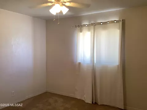 Bedroom - 300 N Bowie Ave, Willcox, AZ 85643 photo 3 of 4