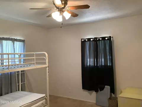 Bedroom - 300 N Bowie Ave, Willcox, AZ 85643 photo 1 of 4