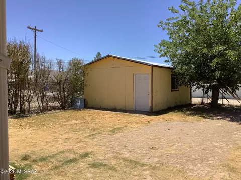 Exterior - 300 N Bowie Ave, Willcox, AZ 85643 photo 4 of 7