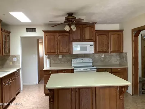 Kitchen - 300 N Bowie Ave, Willcox, AZ 85643 photo 1 of 8