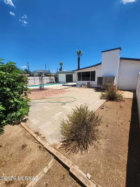 Exterior - 2690 E 9th St, Douglas, AZ 85607 photo 8 of 14