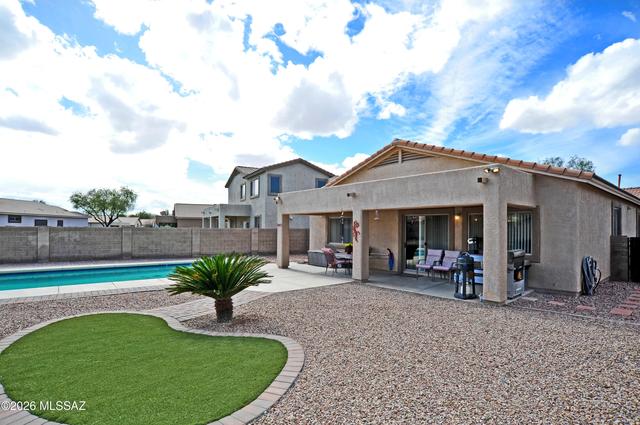 12648 N Golden Jubilee Dr, Marana, AZ 85653