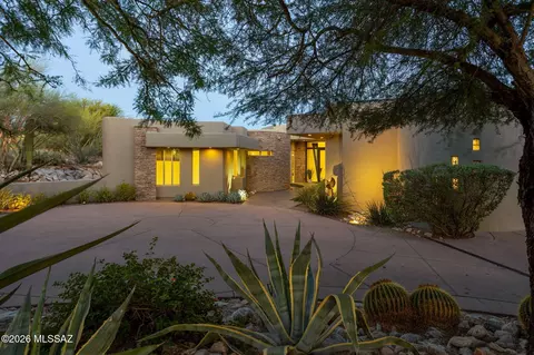 1893 Quiet Canyon Dr, Tucson, AZ 85718