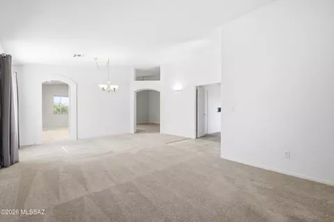 Living - 8859 E Maxwell Dr, Tucson, AZ 85747 photo 3 of 8