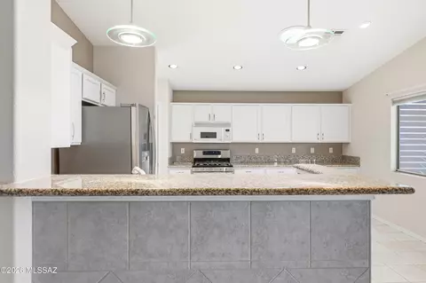 Kitchen - 8859 E Maxwell Dr, Tucson, AZ 85747 photo 3 of 6