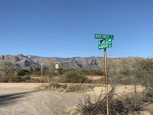 7747 E River Forest Pl, Tucson, AZ 85715