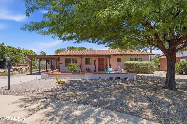 125 E Los Arcos, Green Valley, AZ 85614